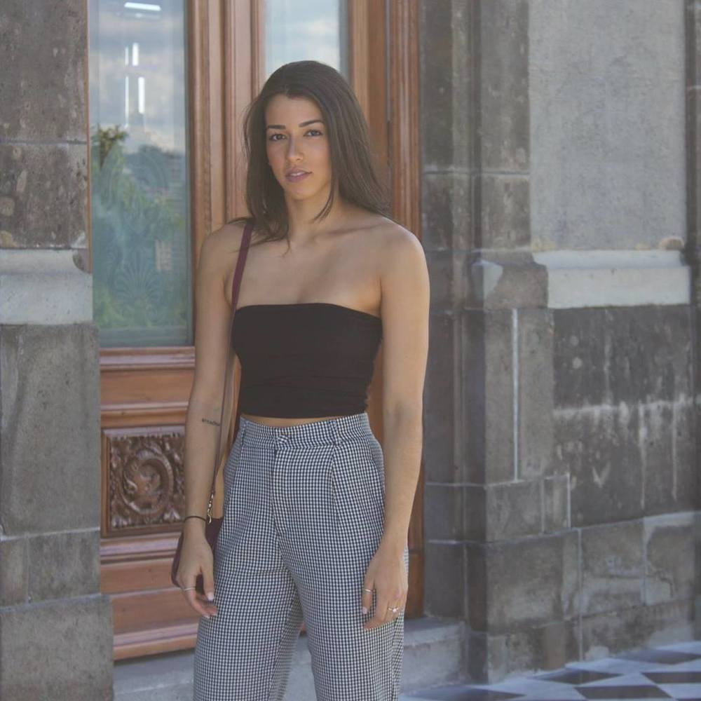 Meet your Posher, Valeria